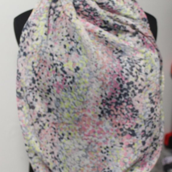 BP one size infinity scarf black pink yellow with fringe trim - Picture 5 of 5